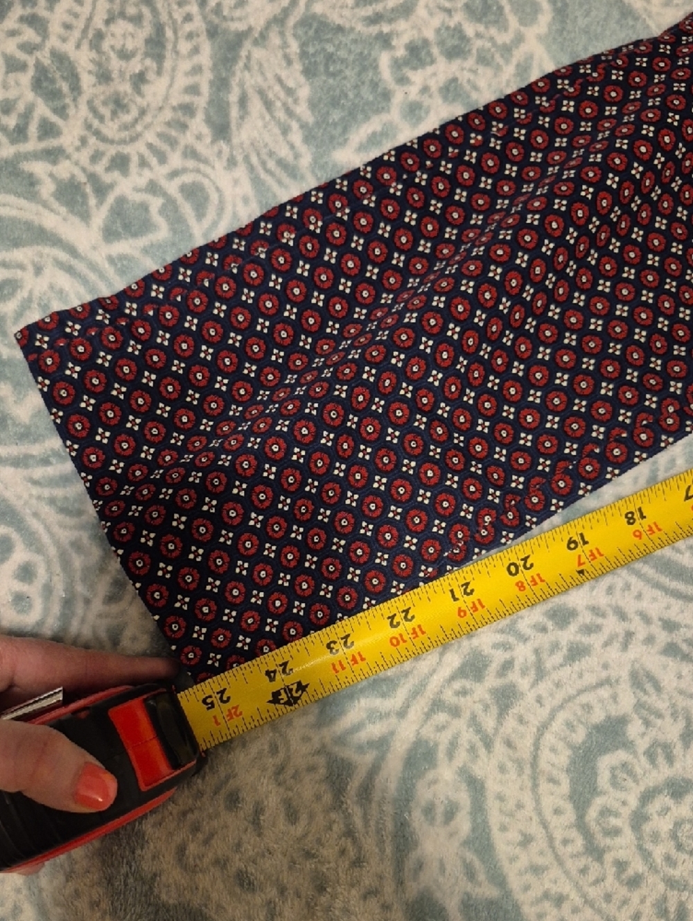 Tommy Hilfiger Cropped Pants - Picture 8 of 9